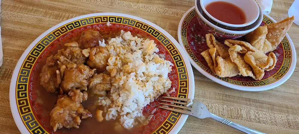 Cashew Chicken and Steamed Rice